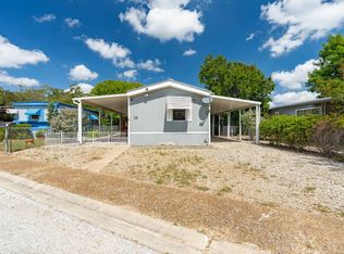 13 N Sunset Dr, Kerrville, TX 78028