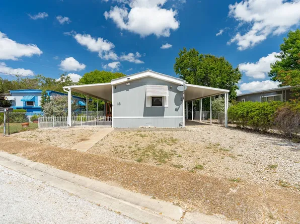 13 N Sunset Dr, Kerrville, TX 78028