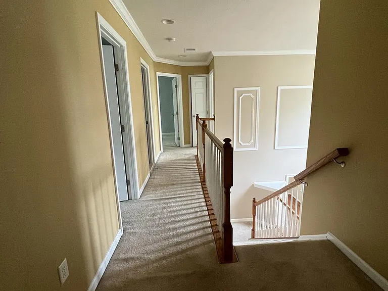 4511 Nightingale Ct — Photo 12