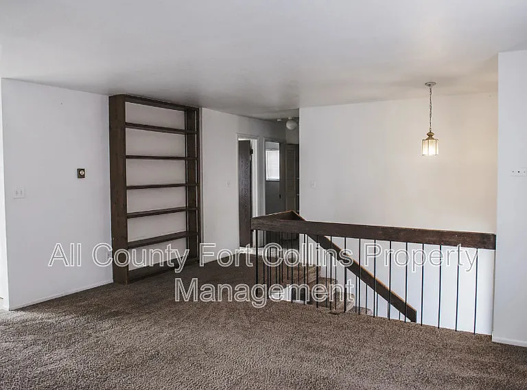 2507 W Lake St — Photo 6