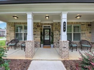 494 Henson Farm Dr, Loganville, GA 30052