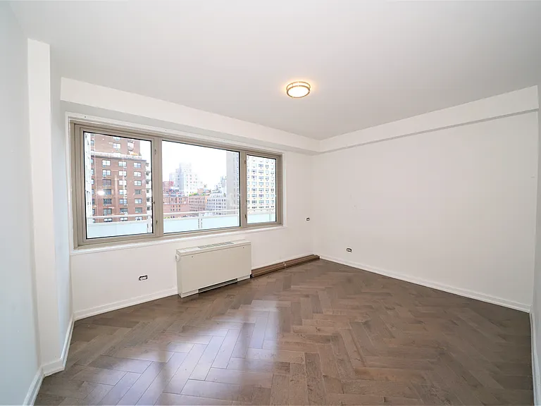 444 E 82nd St #4M — Photo 9