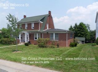 436 Rebecca St, Morgantown, WV 26505