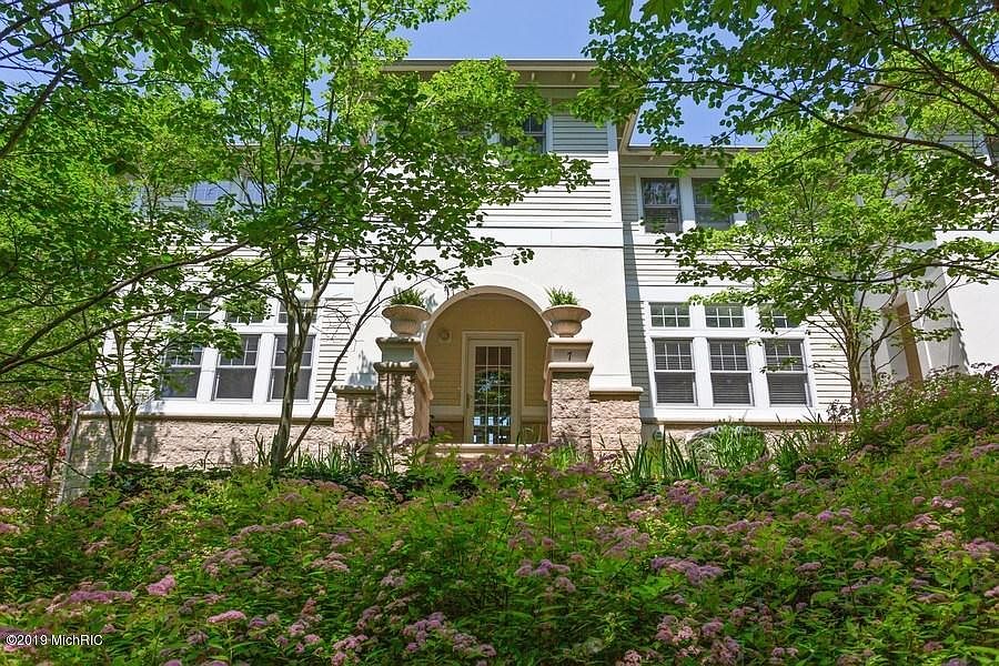 1st image of 18418 Dunecrest Dr Unit 7