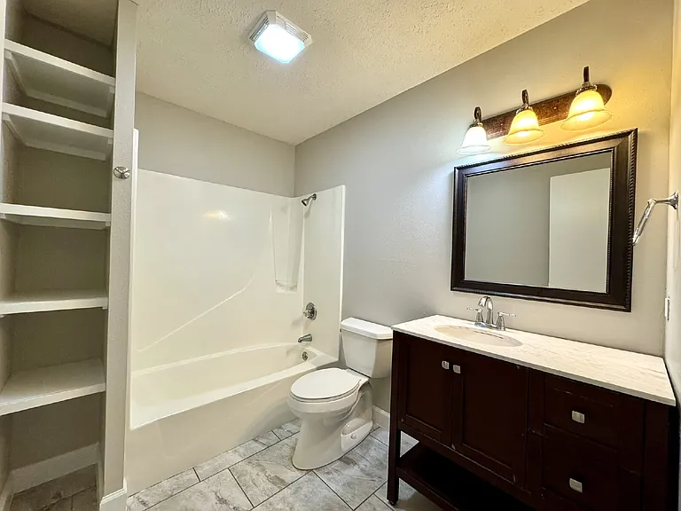 130 Derby Woods Dr — Photo 13