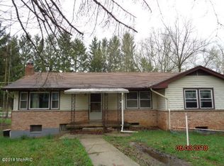 6369 W Berrien St, Eau Claire, MI 49111