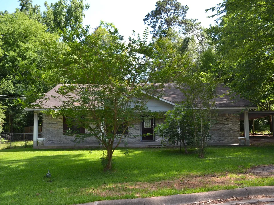 511 White Oak Dr