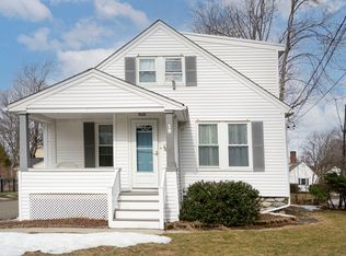 15 Monroe St, Shrewsbury, MA 01545