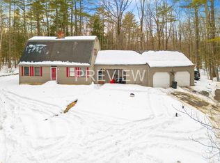 105 Nottingham Rd, Winthrop, ME 04364