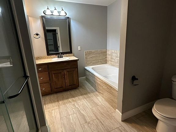 2nd image of 4428 W Cloverleaf Terrace