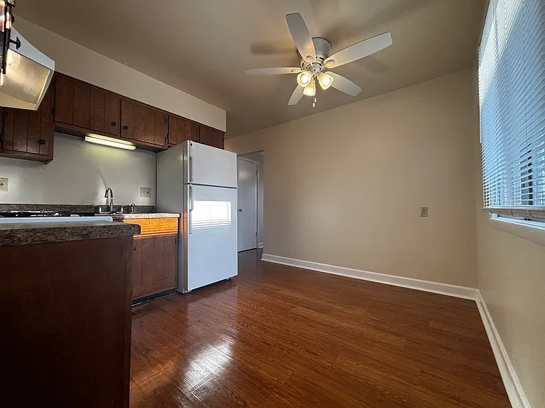 261A Monroe St #A — Photo 12