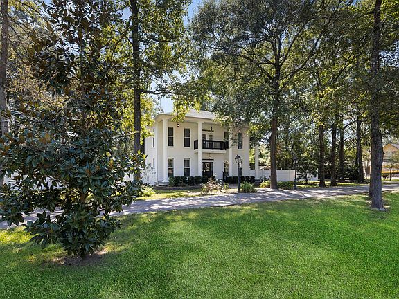 2nd image of 7307 Revelwood Dr