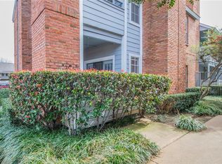 2112 Amesbury Dr UNIT 126, Arlington, TX 76011