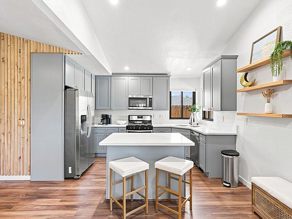 3rd image of 540 Chumash Court