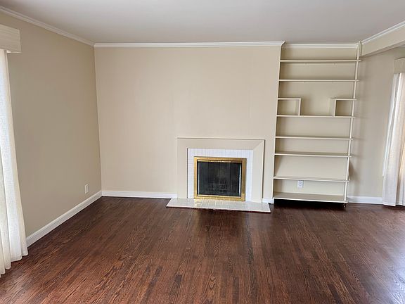 4th image of 362 Rockwood Dr