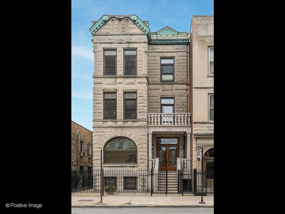 1st image of 709 W Diversey Pkwy Unit 2