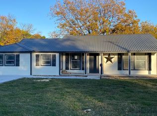 1804 Cottonwood Rd, Carrollton, TX 75006