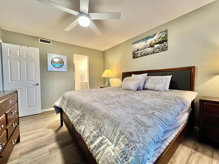 4330 Falmouth Dr #204 — Photo 9