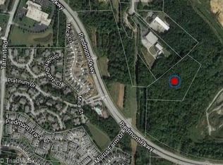 1441 Boulder Ct, Greensboro, NC 27409