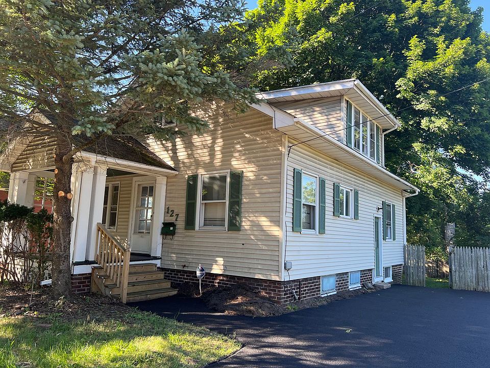 127 W Main St, Victor, NY 14564 | Zillow