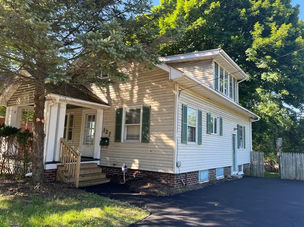 127 W Main St, Victor, NY 14564