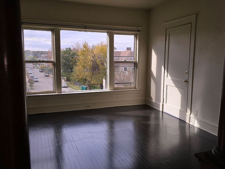 Living room Front view west