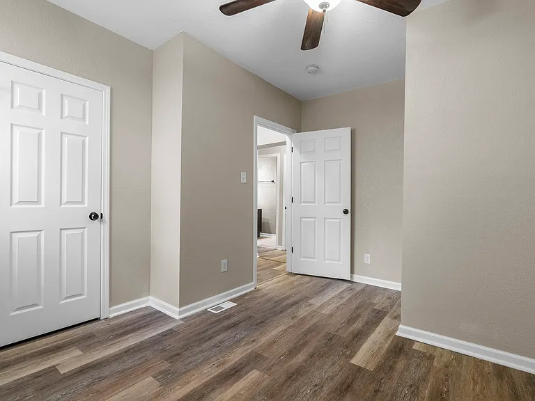 3932 Missouri Ave — Photo 17