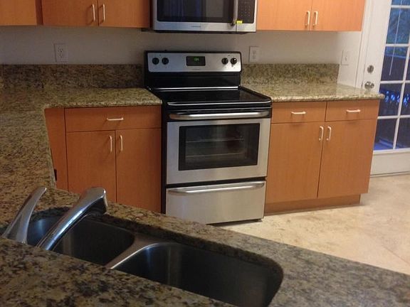 2nd image of 116 SW Peacock Blvd APT 9-103