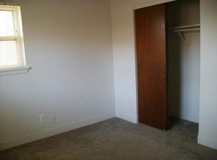 1015 Sheridan Rd APT 1, Winthrop Harbor, IL 60096