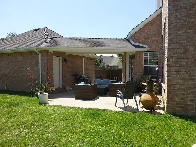 2508 Sir Percival Ln — Photo 30