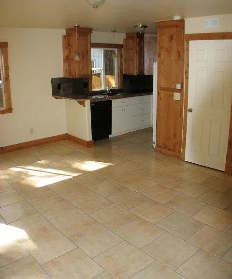 8652 Golden Ave #3 — Photo 5