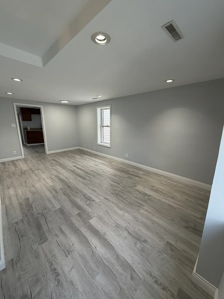 Building Photo - 4024 McCook Ave #2