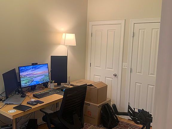 3rd image of 1652 W Wabansia Ave #1