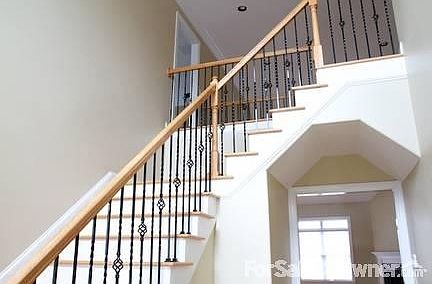 Entry way staircase