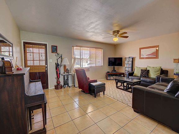3rd image of 1320 E 26th Pl