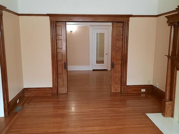 3rd image of 1177 Sanchez St