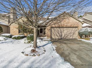 412 Colin Cir, Ann Arbor, MI 48103