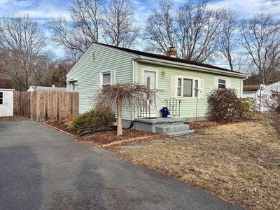 124 Newhouse St, Springfield, MA, 01118
