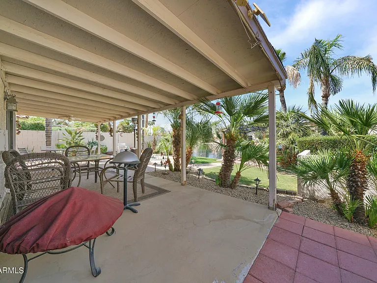 11010 W Poinsettia Dr — Photo 27