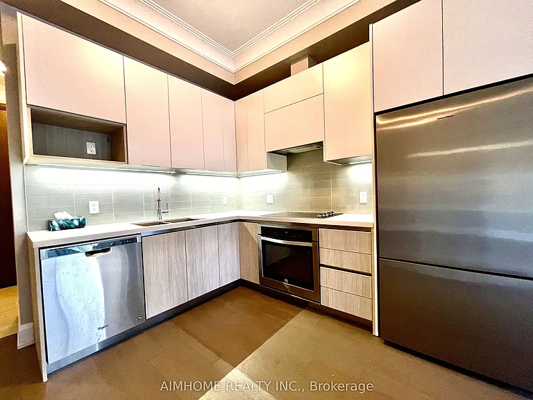 25 Water Walk Dr #202 — Photo 3