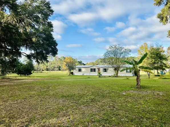 18027 NW 149th Pl, Alachua, FL 32615