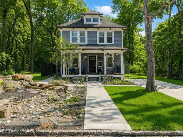 40 Adelphi Ave, Staten Island, NY 10309