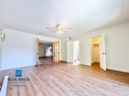 942 N Gardner St #204 Photo 1