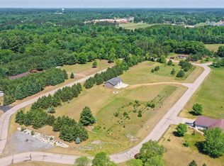 1065 Sunny Ridge Cir, Nekoosa, WI 54457