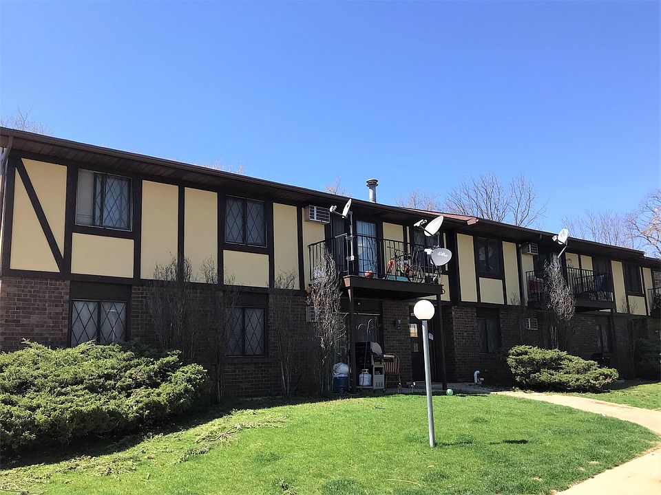 1st image of 2442 Chalet Gardens Ct APT 4