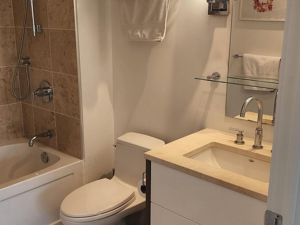 2nd image of 111 Champagne Ave S #1504