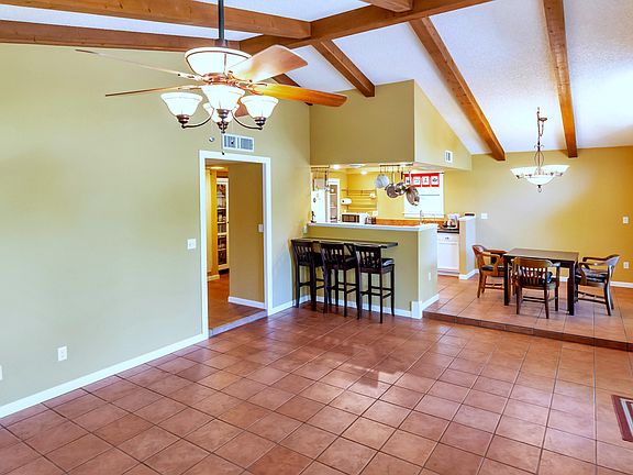 3rd image of 1442 E Lupine Ave