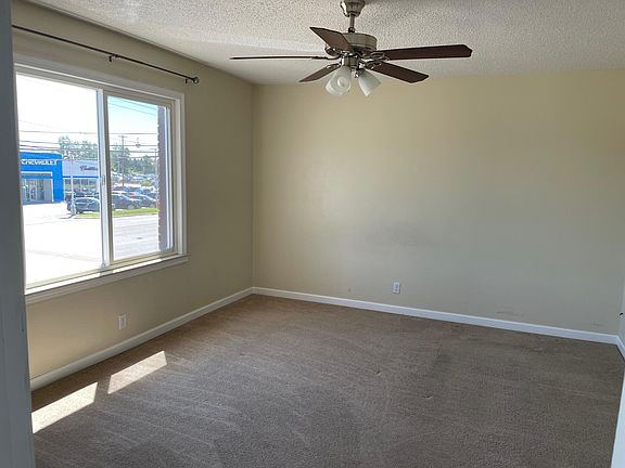 5th image of 15193 S Dixie Hwy #3
