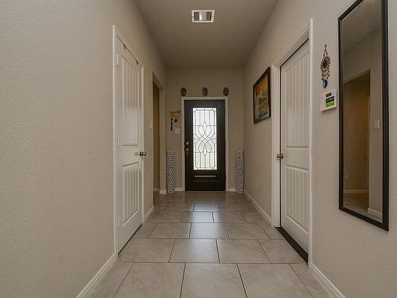 4th image of 6907 Ithaca Heights Ln