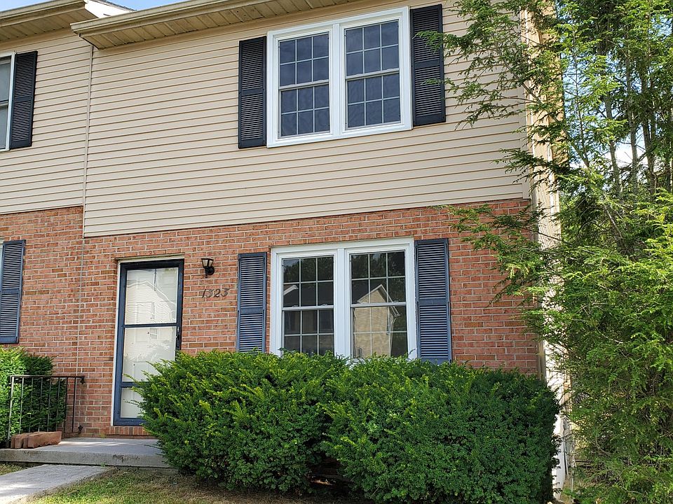 1st image of 1323 Robinhood Ln